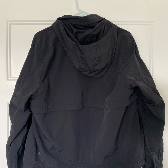 Lululemon Black Windbreaker - Picture 2 of 3